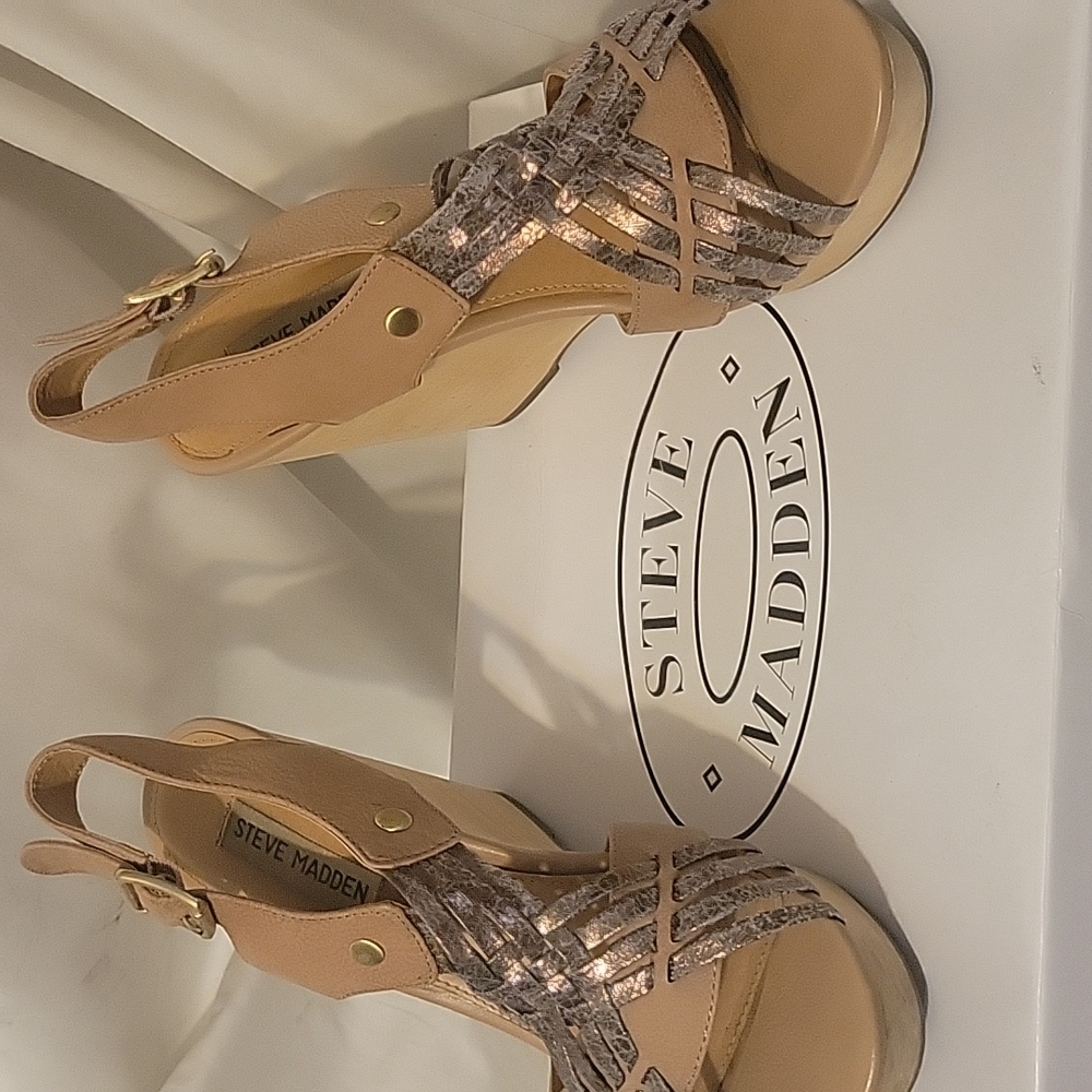 Steve Madden Wedge Shoes Sz 8.5M